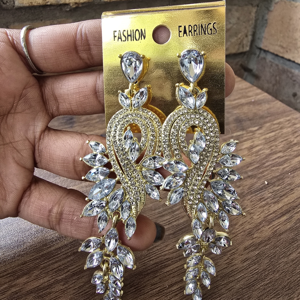 Elegant Gold and Silver Fashion Earrings